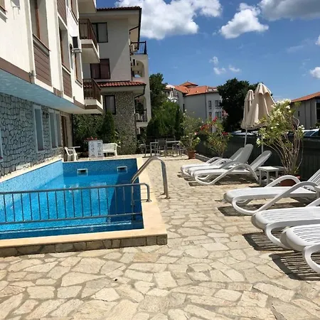 Konukevi Fregata Complex Marina Sveti Vlas