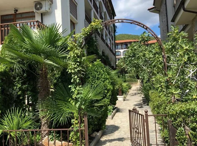 Fregata Complex Marina בית הארחה 3*