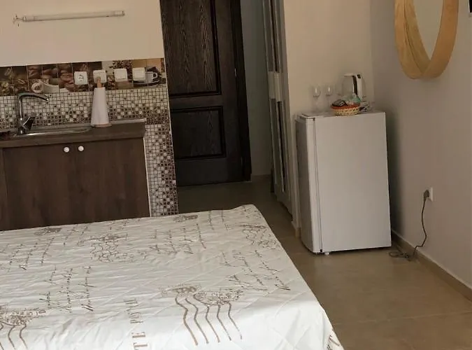 בית הארחה Fregata Complex Marina 3*